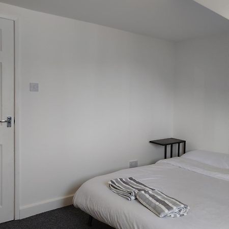 Joyful Room Rainham  Luaran gambar